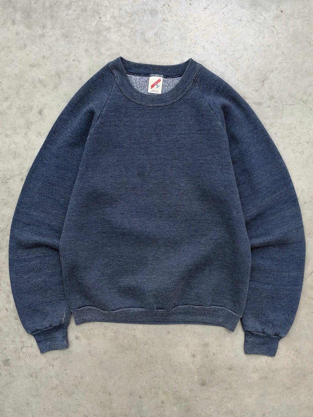 SUN FADED SEA BLUE RAGLAN SLEEVE CREWNECK - 1980S