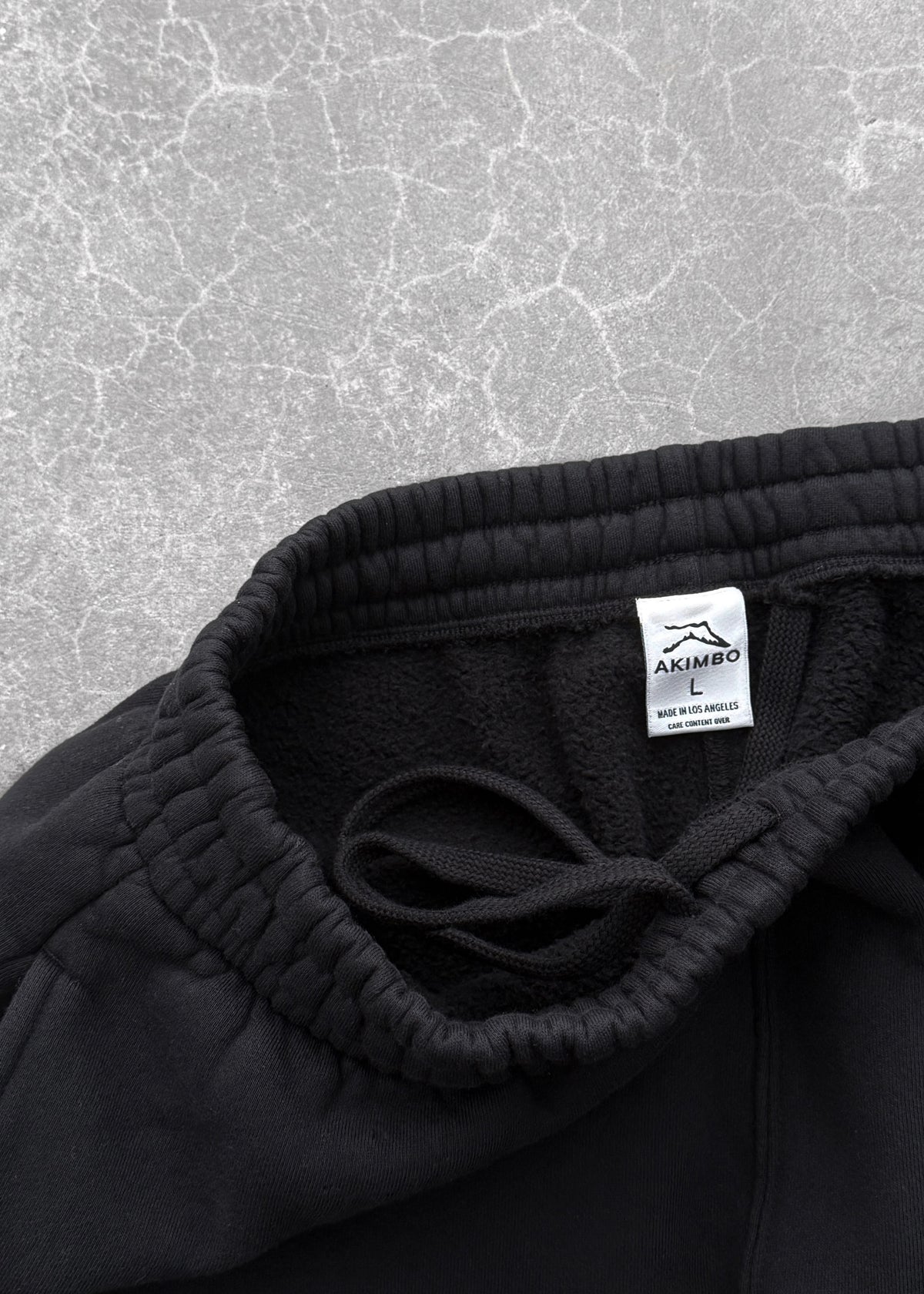 STRAIGHT-LEG SWEATPANTS - BLACK