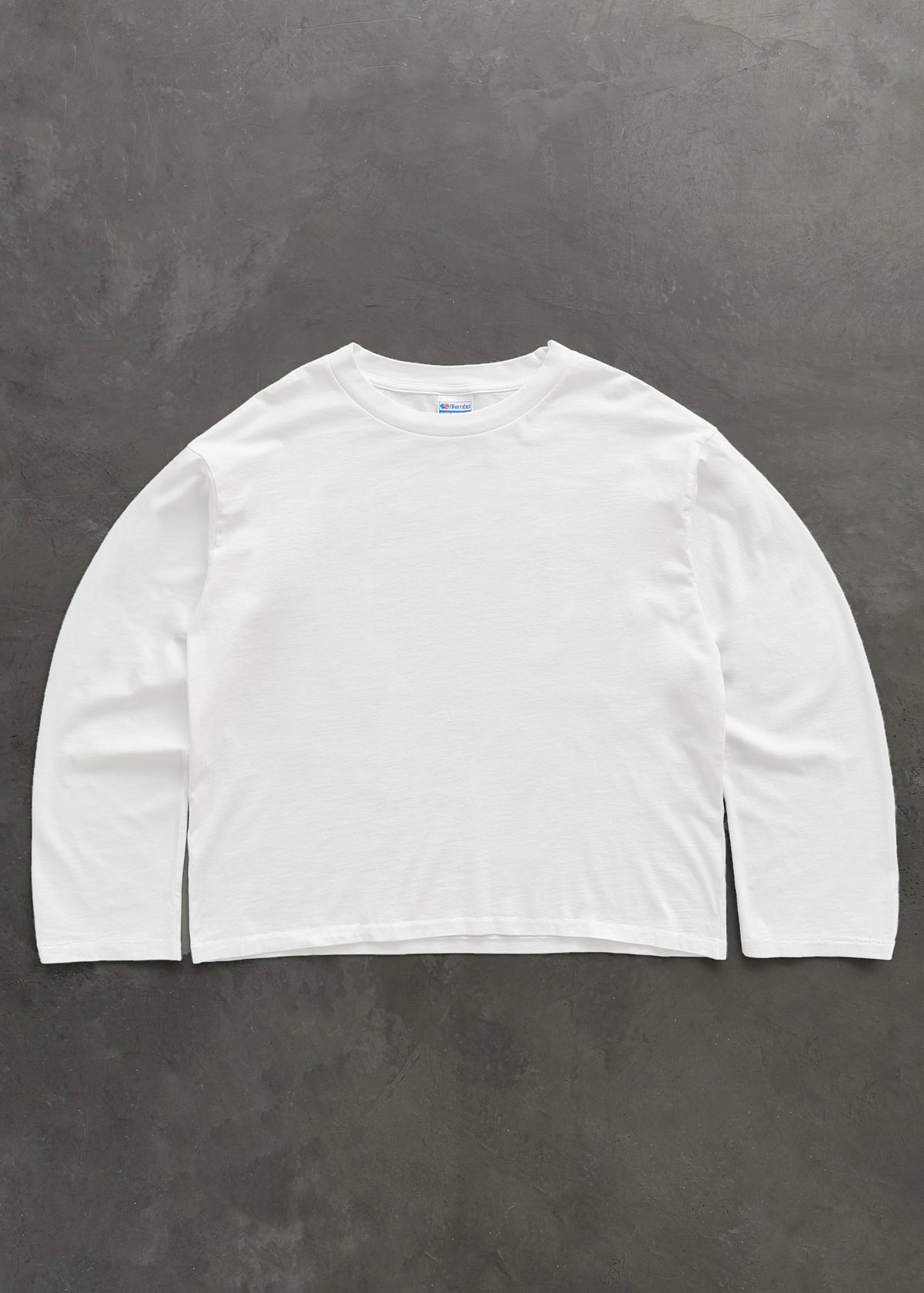 LONG SLEEVE “CHAIN-PEEKER” SINGLE STITCHED TEE - WHITE