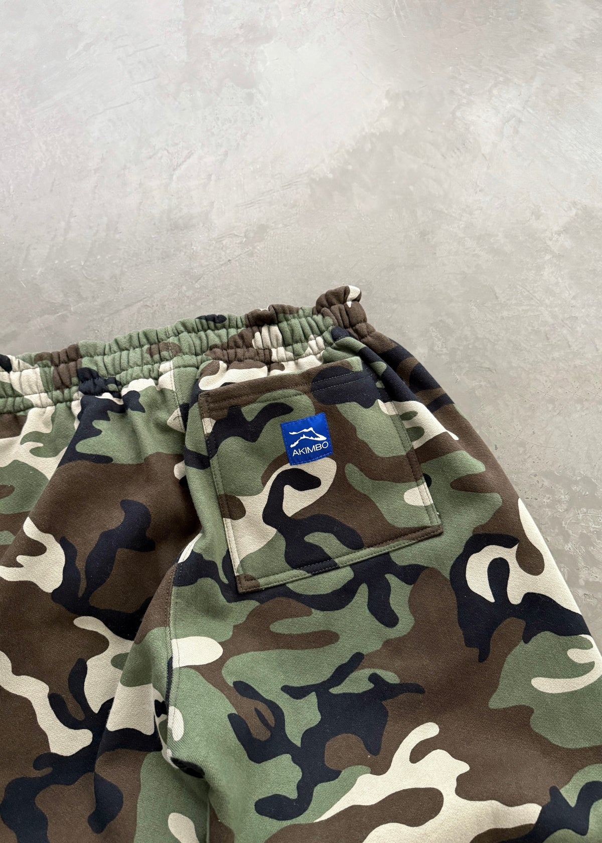 STRAIGHT-LEG SWEATPANTS - WOODLAND CAMO