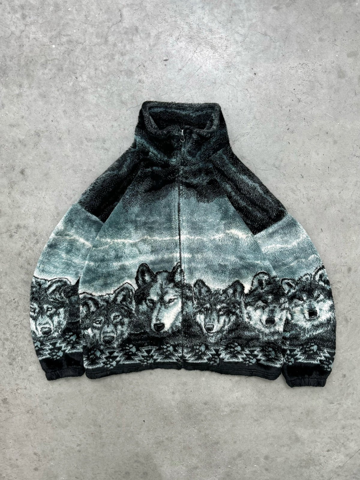FADED WOLF PRINT DEEP PILE FLEECE - 1990S
