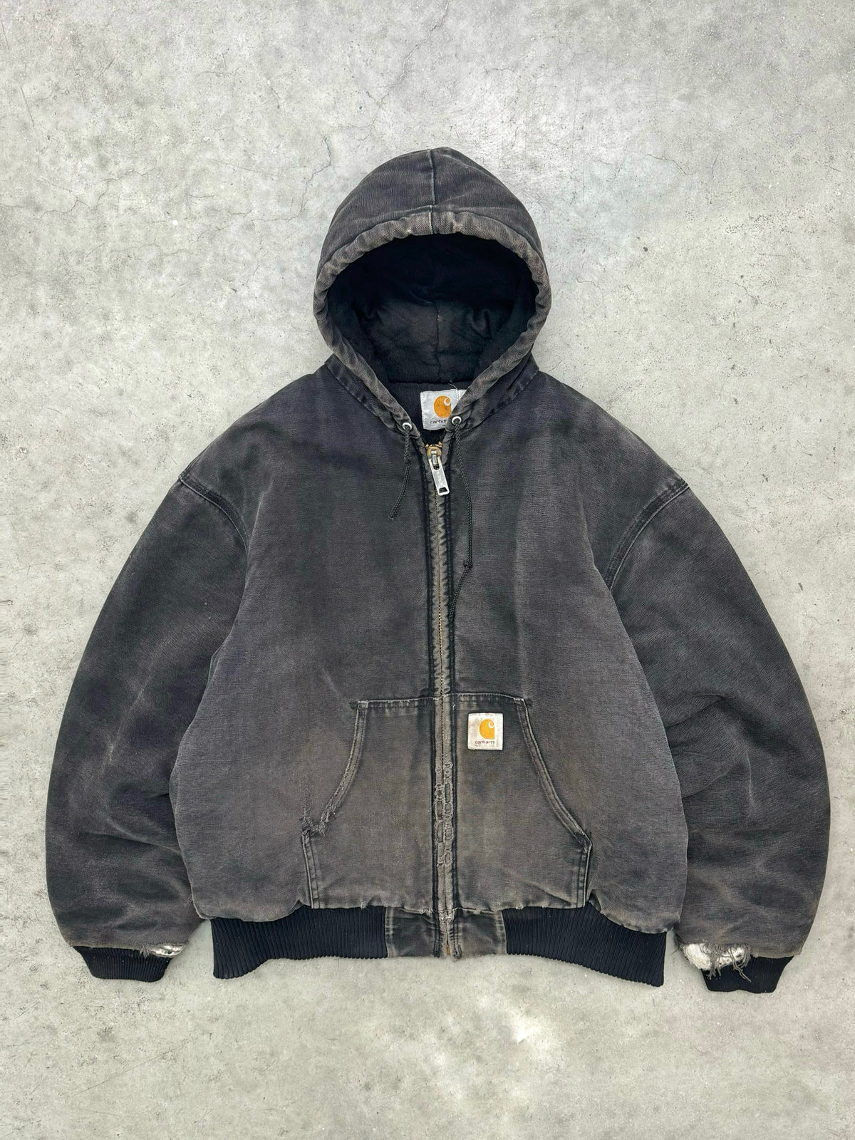 DISTRESSED SUN FADED BLACK CARHARTT ACTIVE JACKET - 1990S