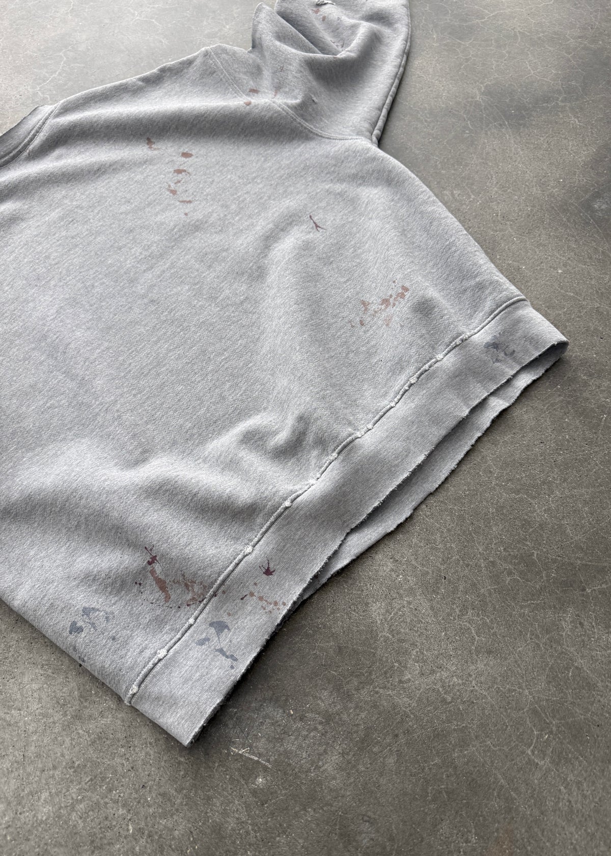 "WATCH-PEEKER" CREWNECK - HEATHER GREY