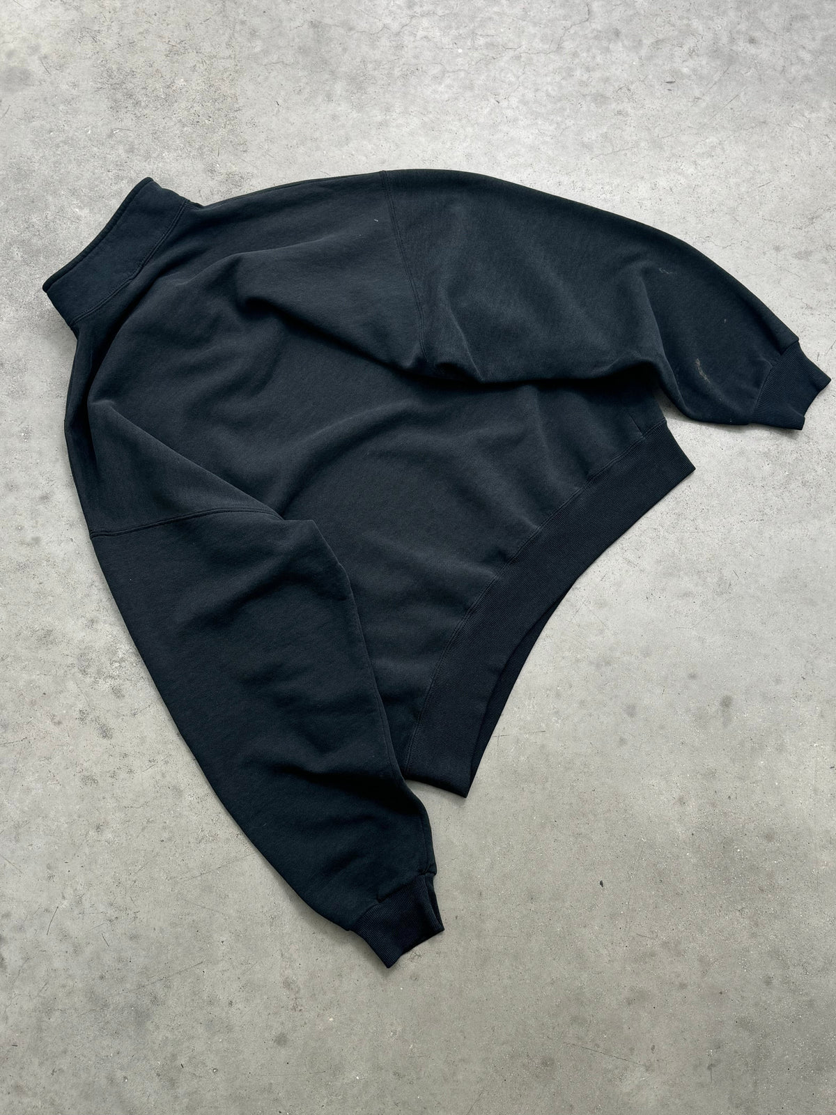 FADED BLACK PAINTERS RUSSELL QUARTER ZIP SWEATSHIRT - 1990S