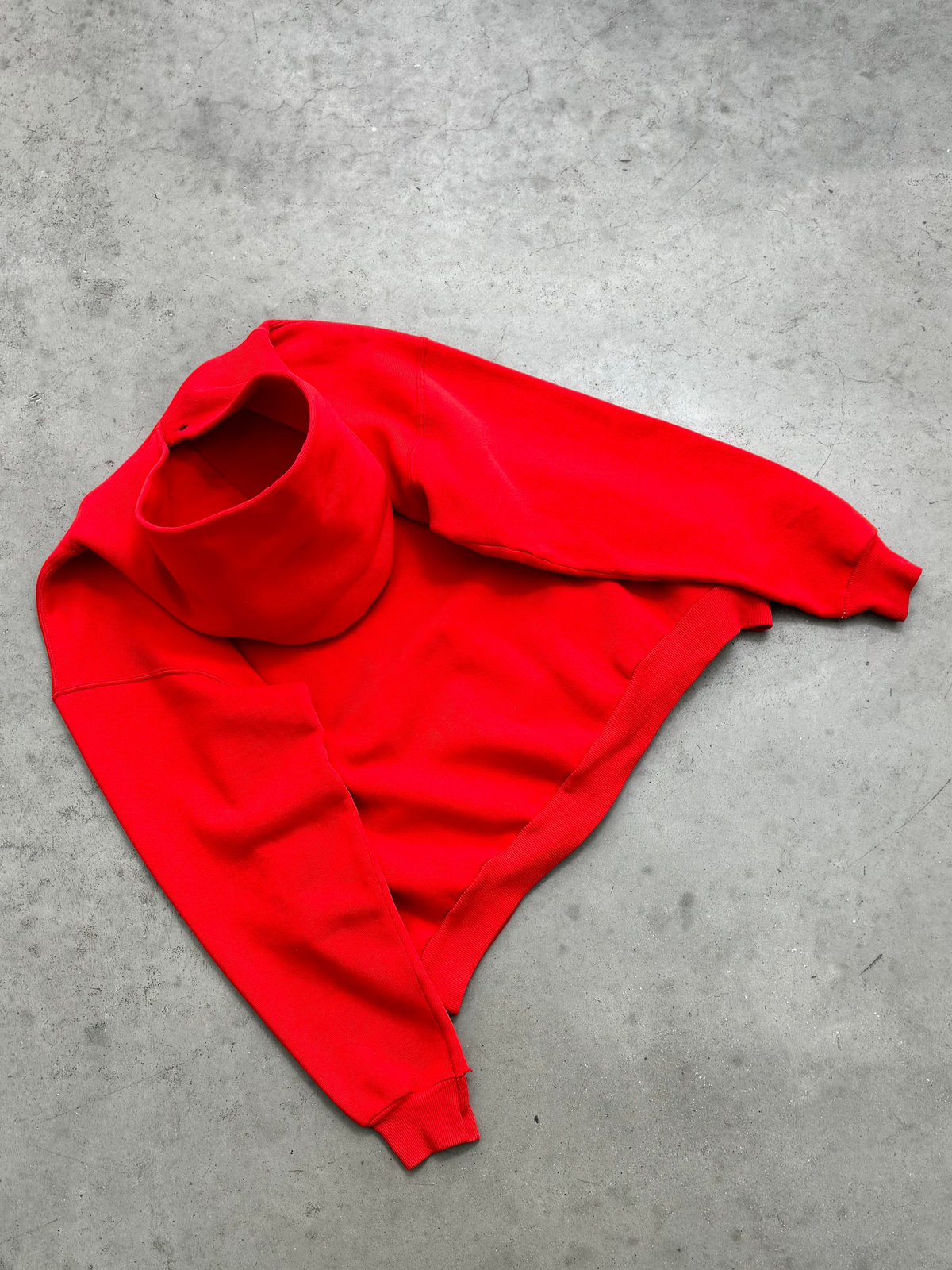 FADED RED RUSSELL HOODIE - 1980S