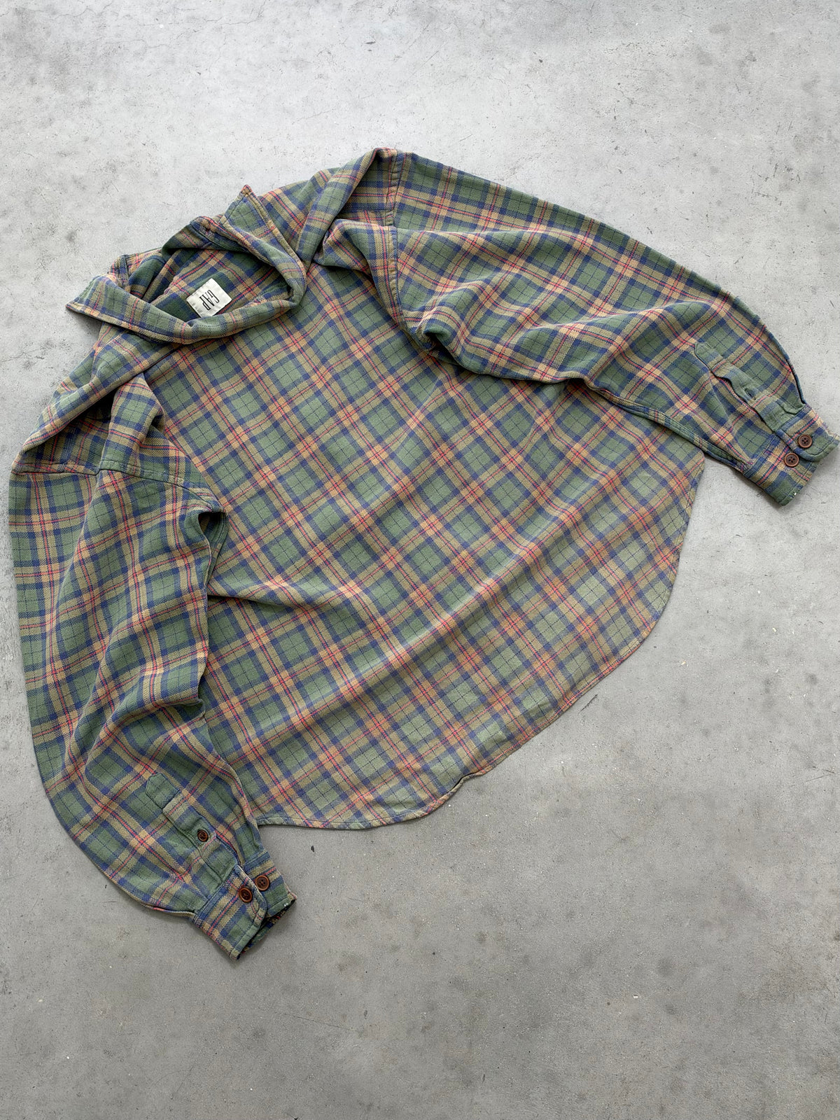 FADED GREEN PLAID GAP FLANNEL SHIRT - 1990S