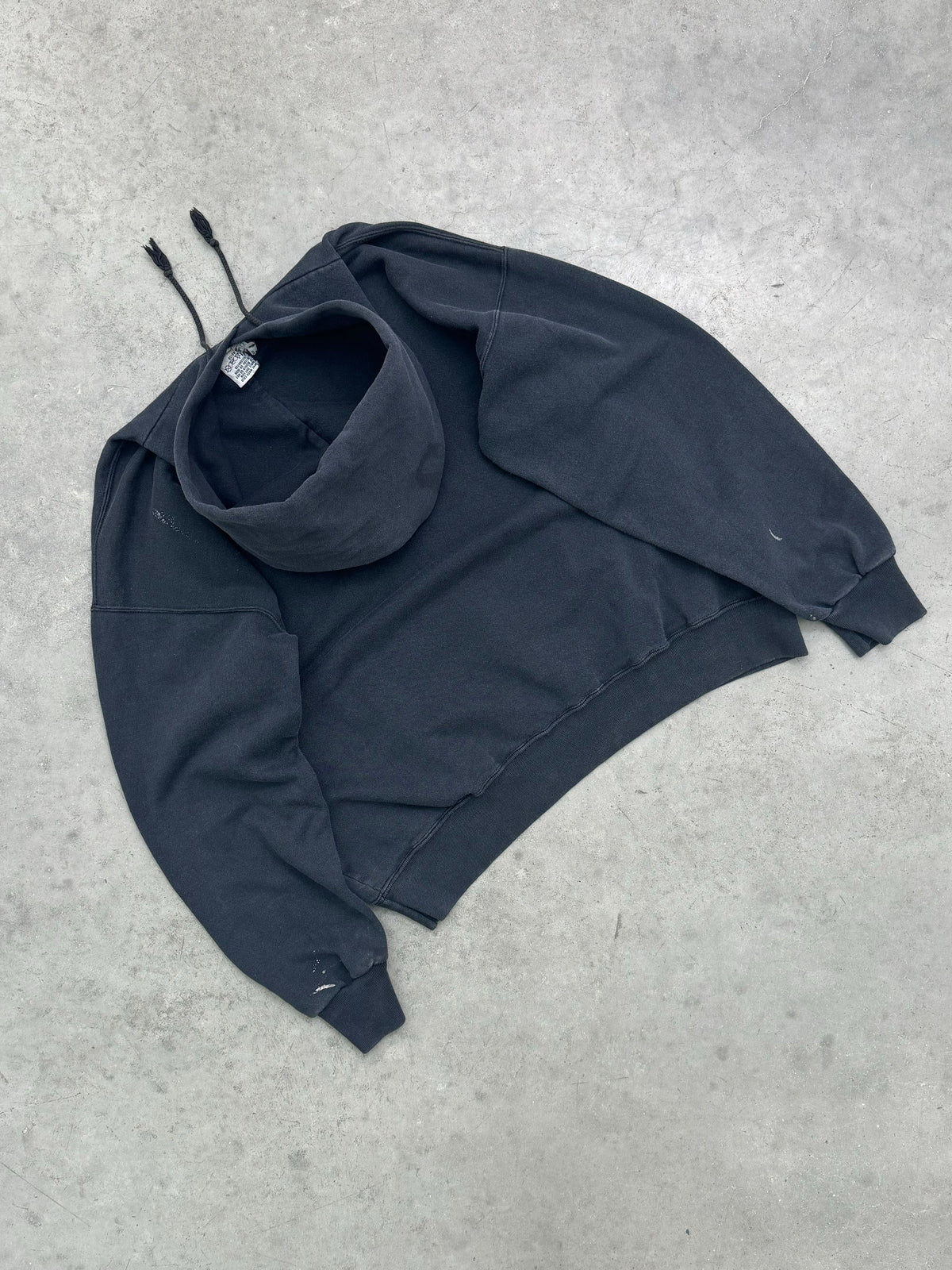 FADED BLACK HOODIE - 1990S