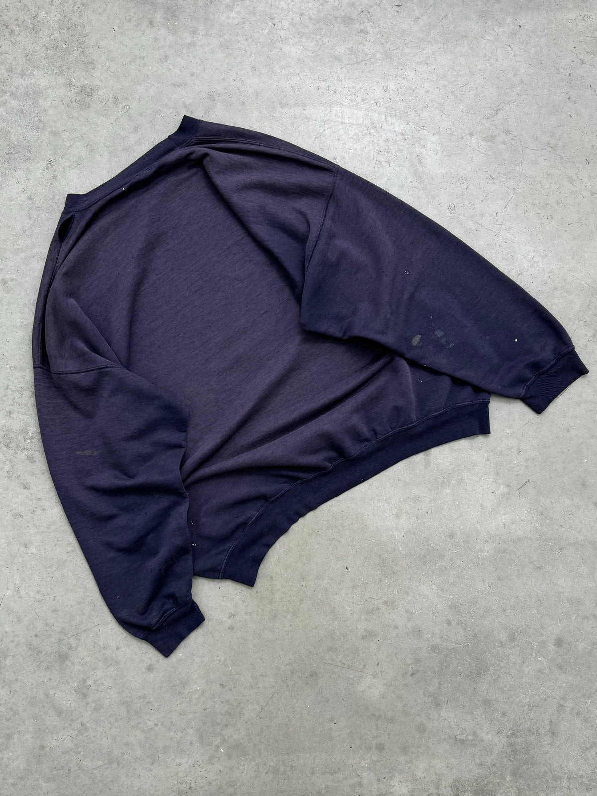 FADED & DISTRESSED INDIGO CREWNECK - 1990S