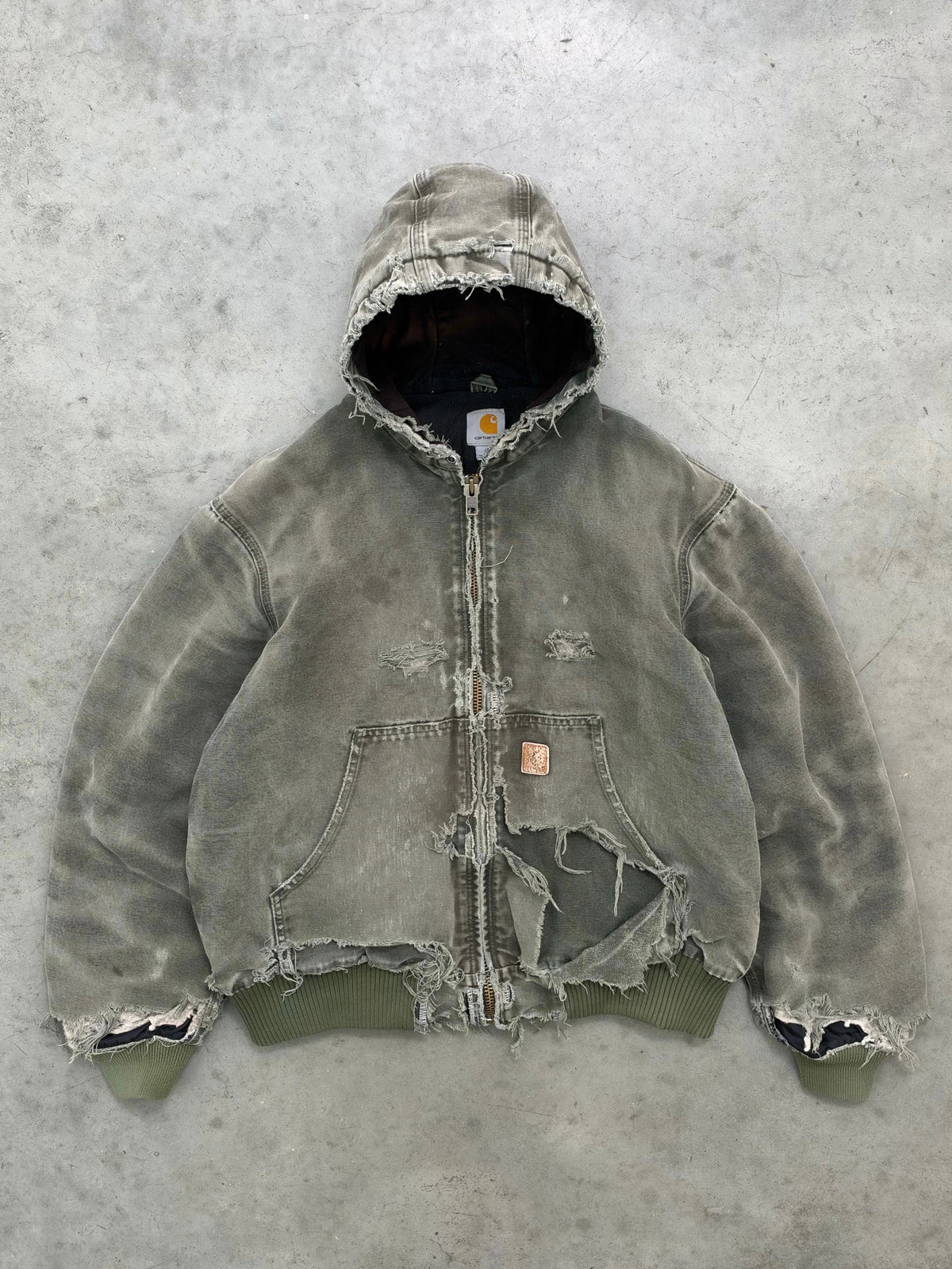 DISTRESSED FADED SAGE GREEN CARHARTT ACTIVE JACKET - 1990S