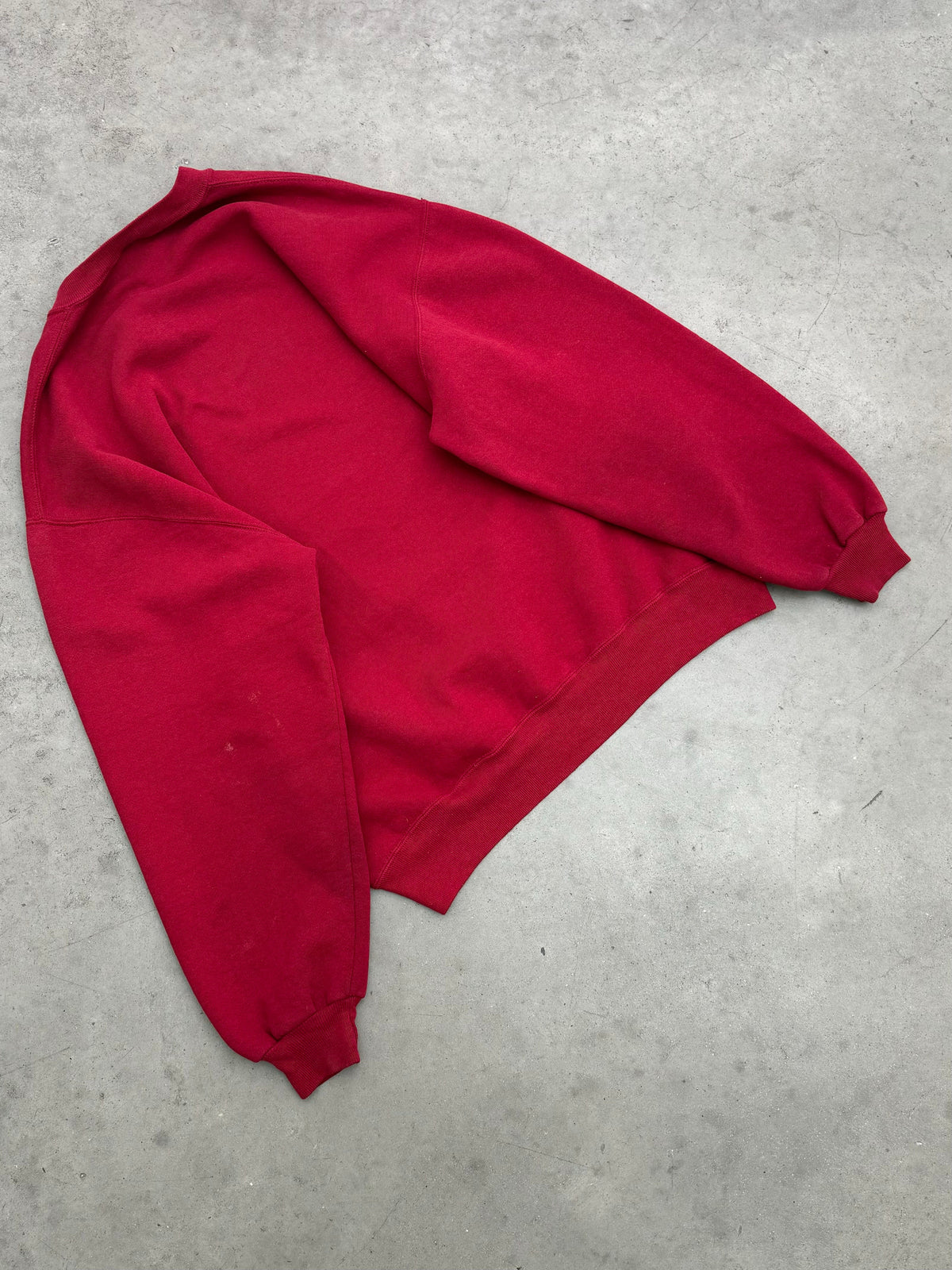 FADED RED RUSSELL CREWNECK - 1990S
