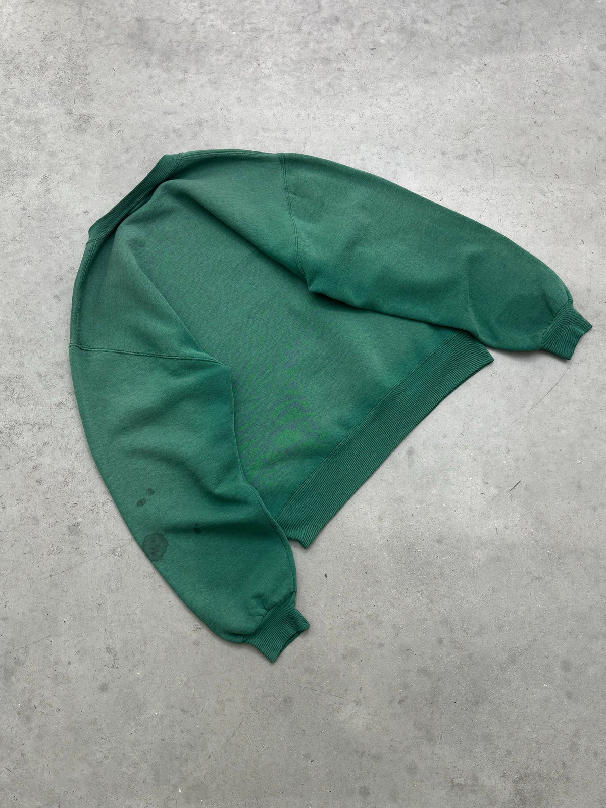 FADED FOREST GREEN RUSSELL CREWNECK - 1990S