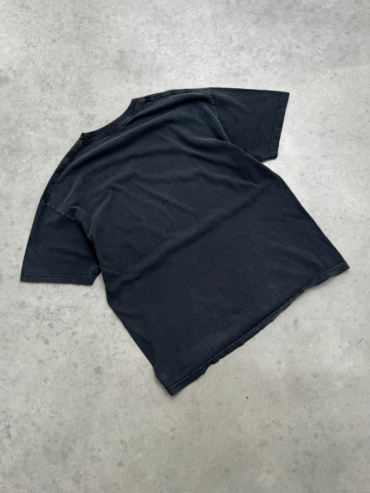 SUN FADED BLACK TEE - 2000S