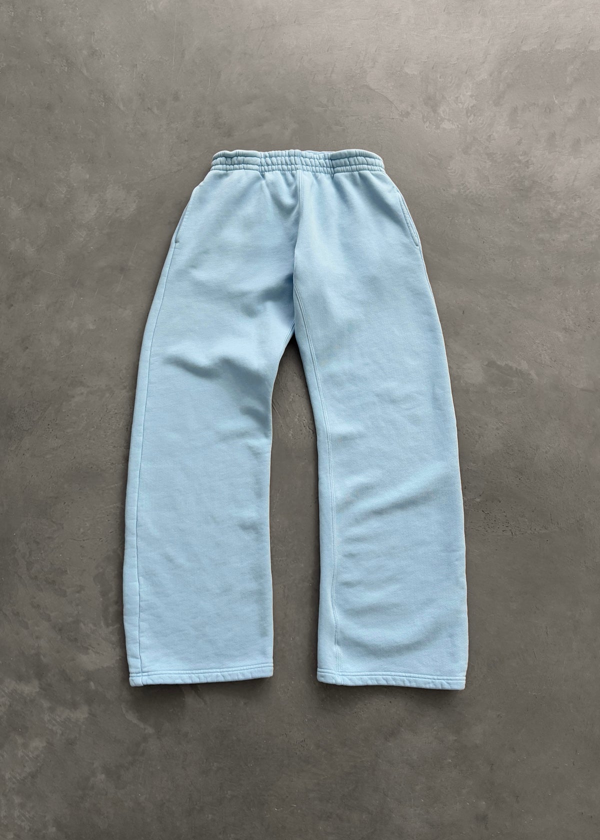 STRAIGHT-LEG SWEATPANTS - DUSK BLUE