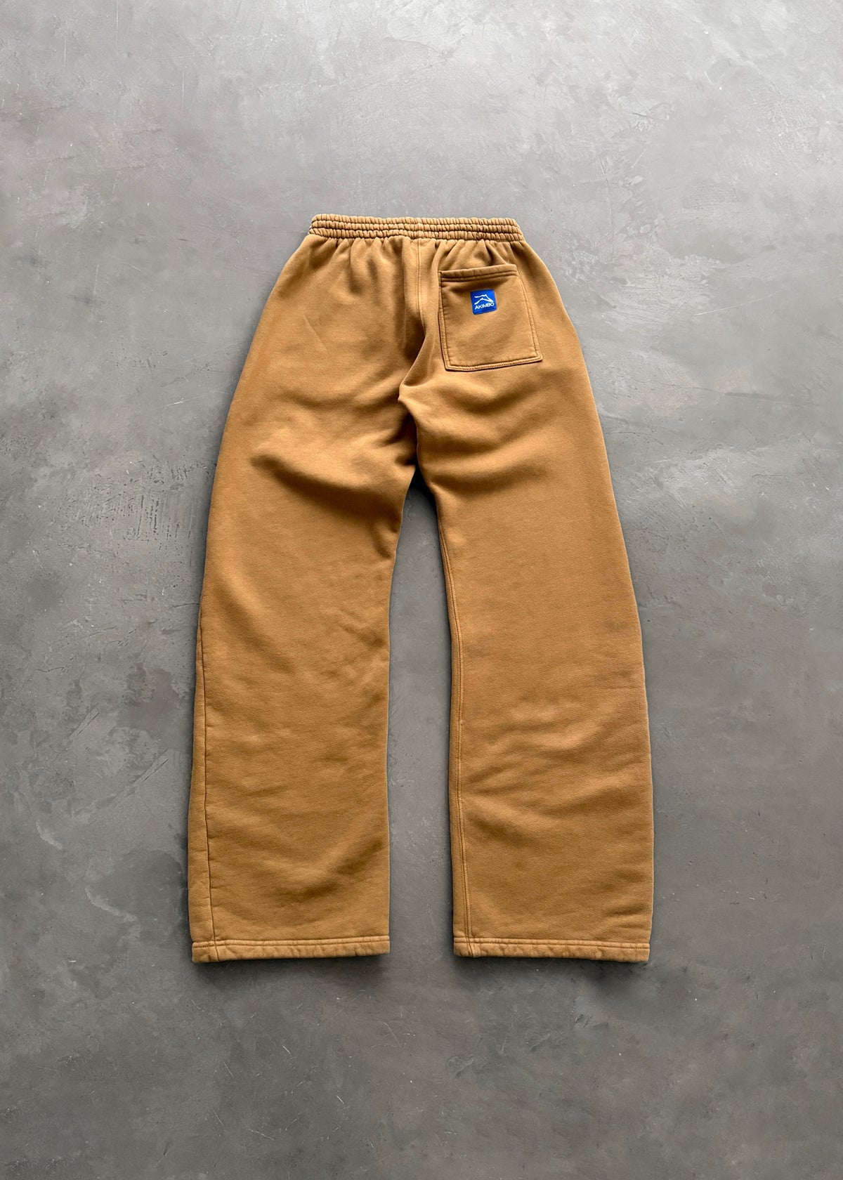STRAIGHT-LEG SWEATPANTS - TOBACCO
