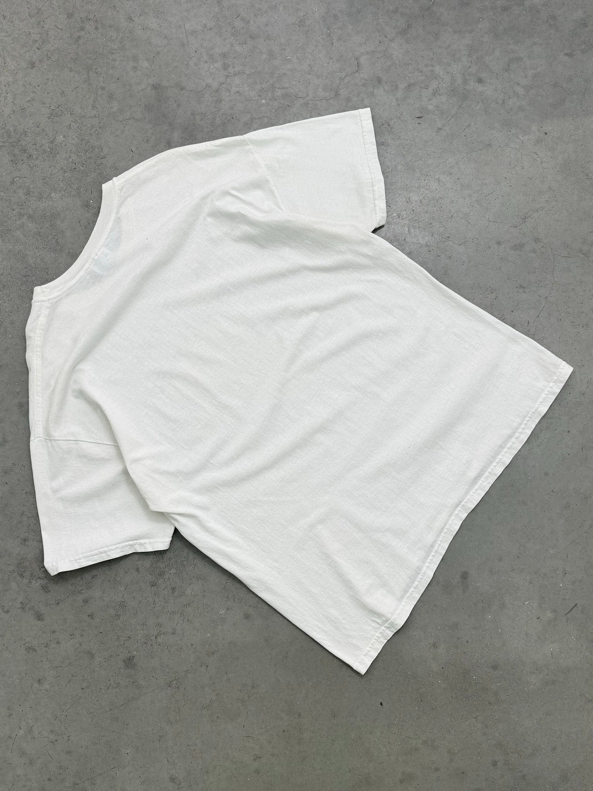 WHITE "IS THAT YOUR FINAL ANSWER?" TEE - 2000S