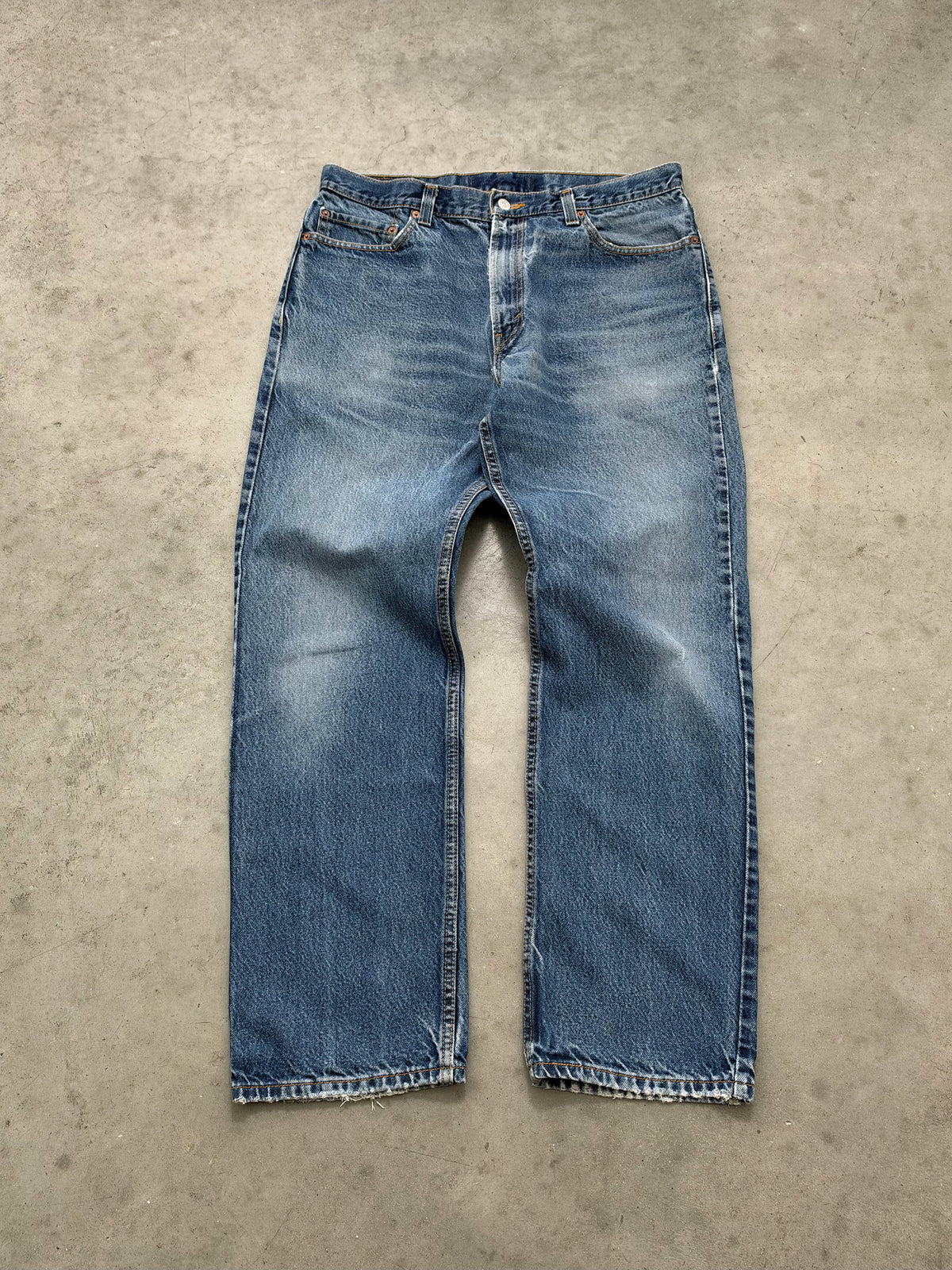 FADED BLUE LEVIS 505 JEANS - 2000S