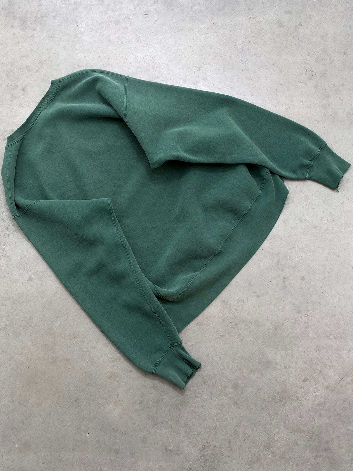 SUN FADED PINE GREEN "KELLS" CROSS GRAIN CREWNECK - 1990S