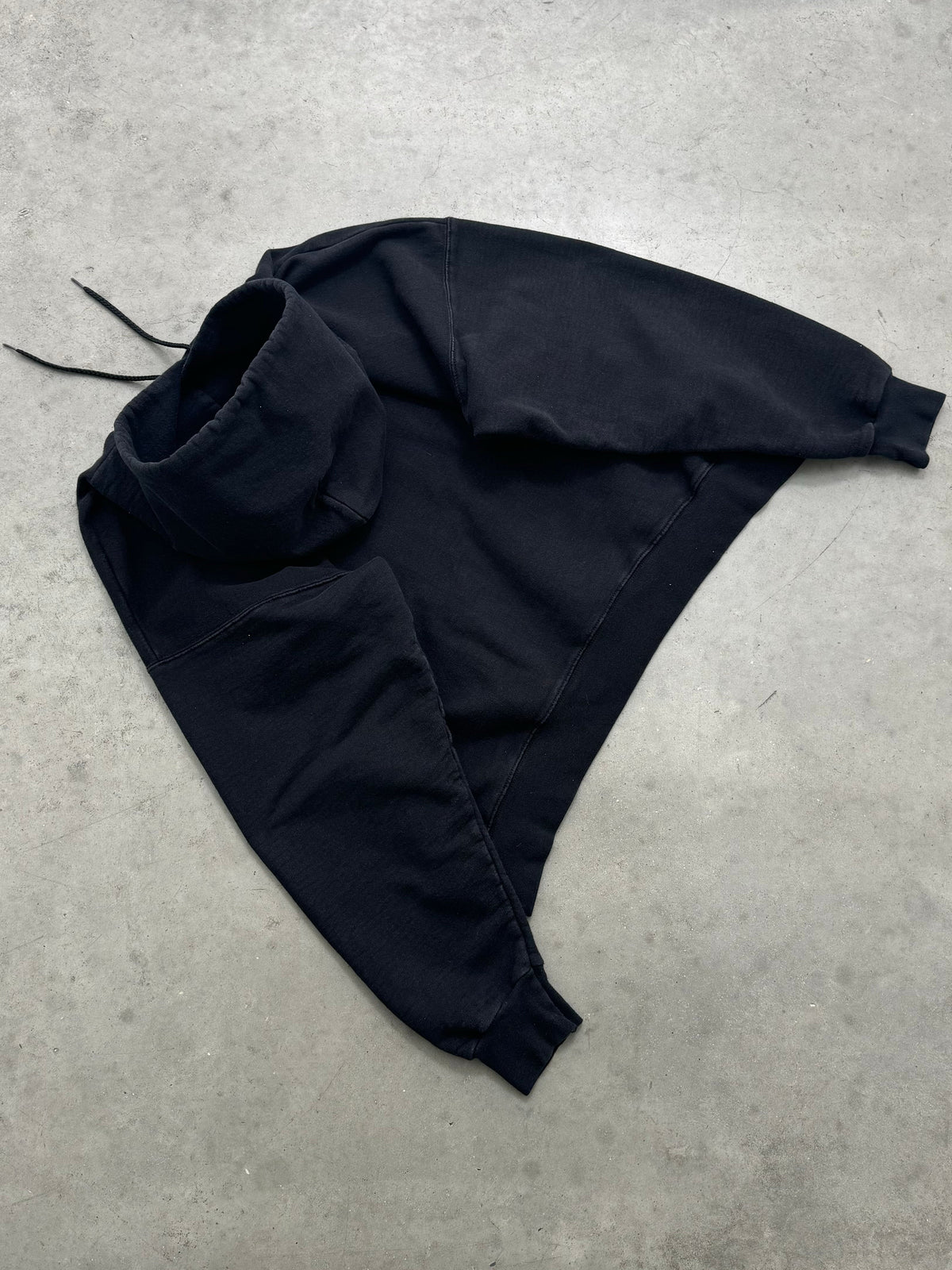 FADED BLACK HOODIE - 1990S