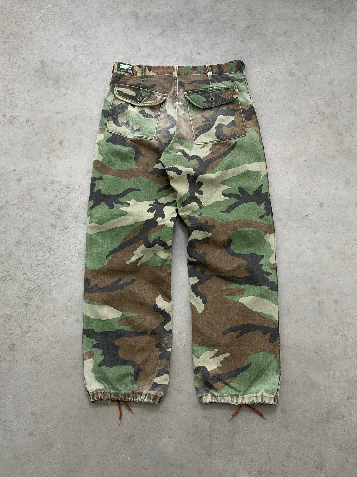 FADED ARMY CAMO FATIGUE PANTS - 1980S