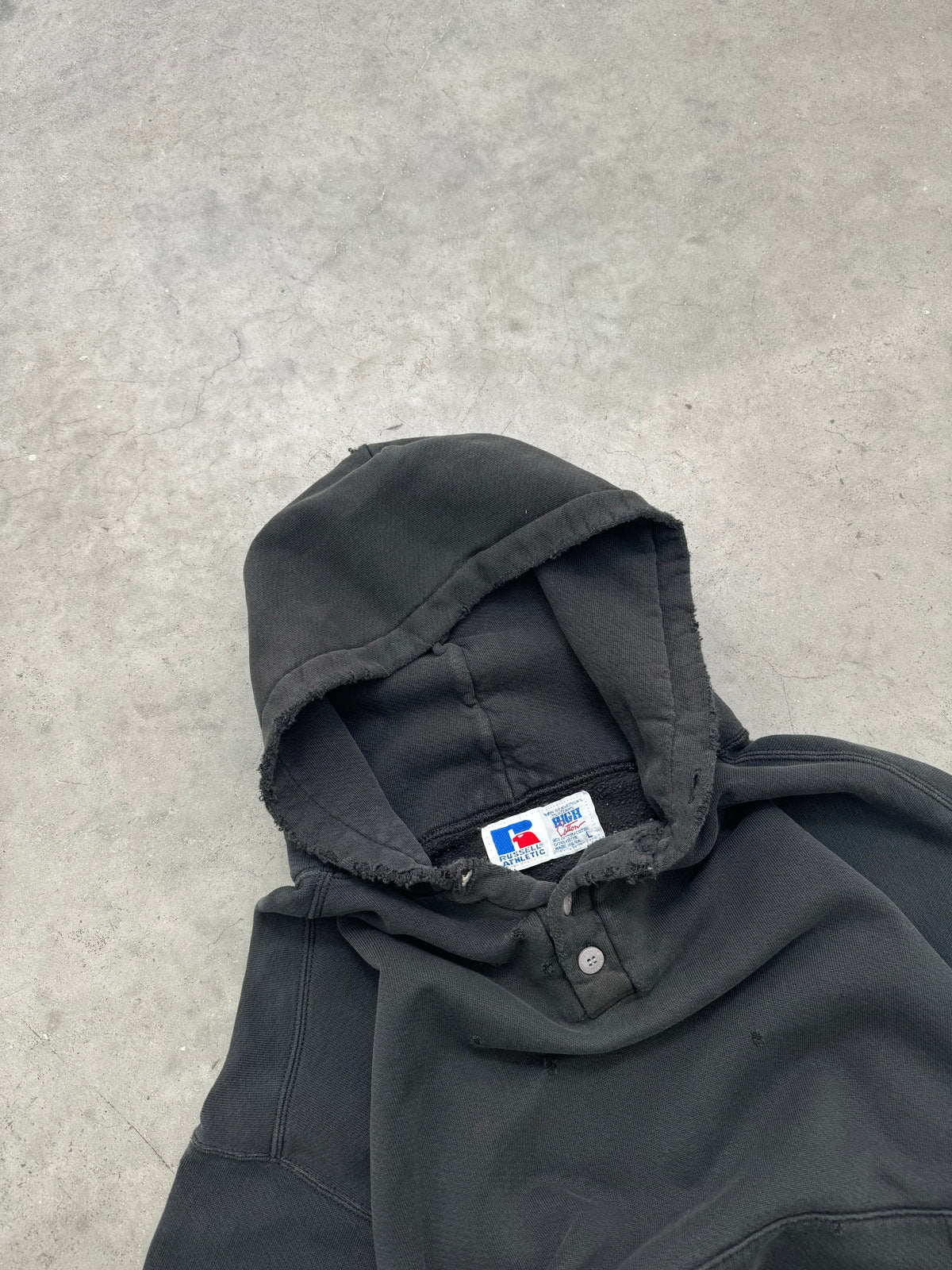 DISTRESSED & FADED BLACK RUSSELL QUARTER BUTTON HOODIE - 1990S