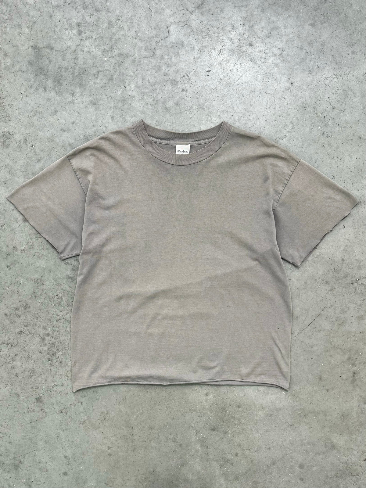 FADED CEMENT GREY CROPPED TEE - 1990S
