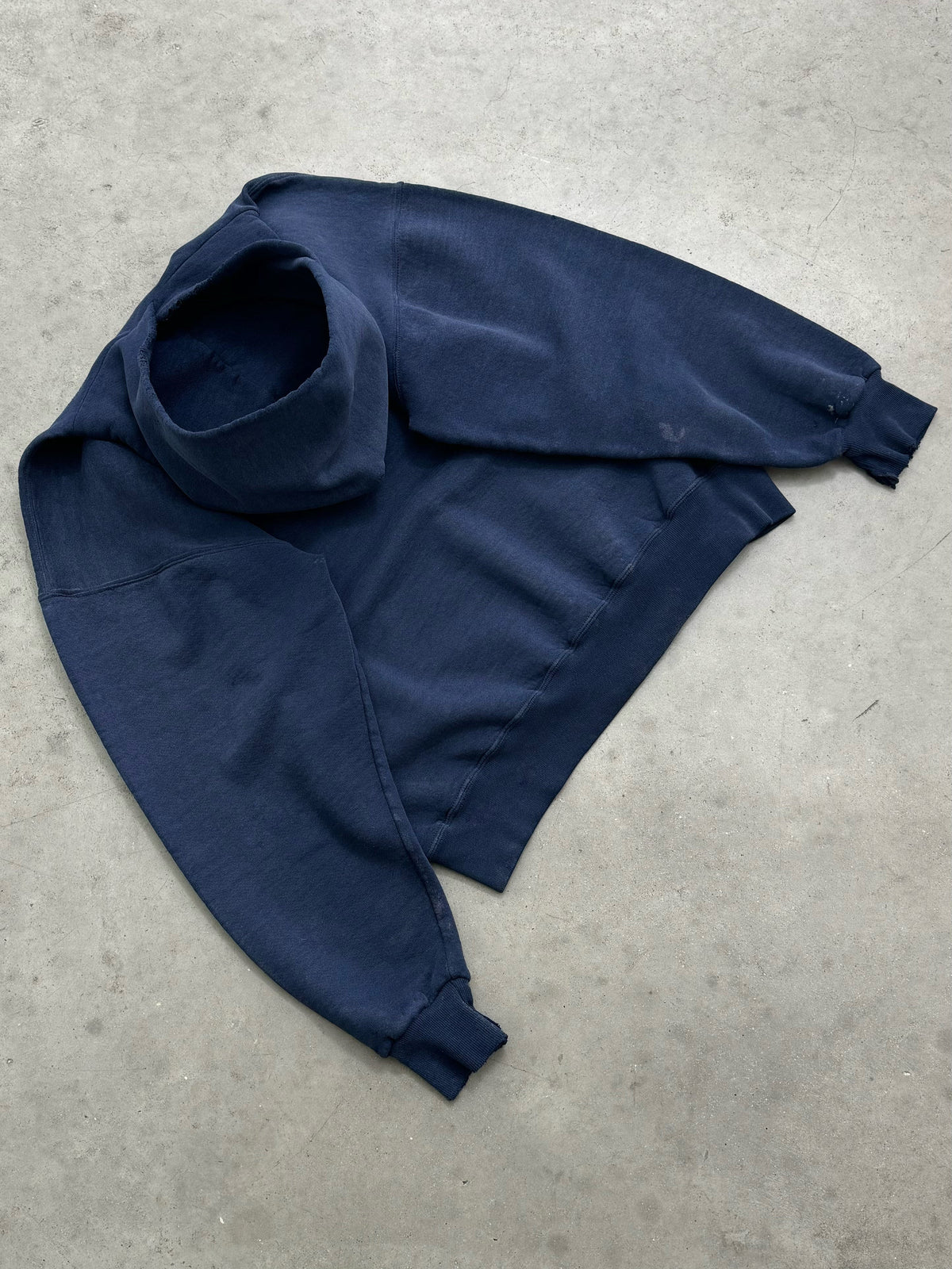 DISTRESSED & FADED NAVY BLUE RUSSELL HOODIE - 1990S