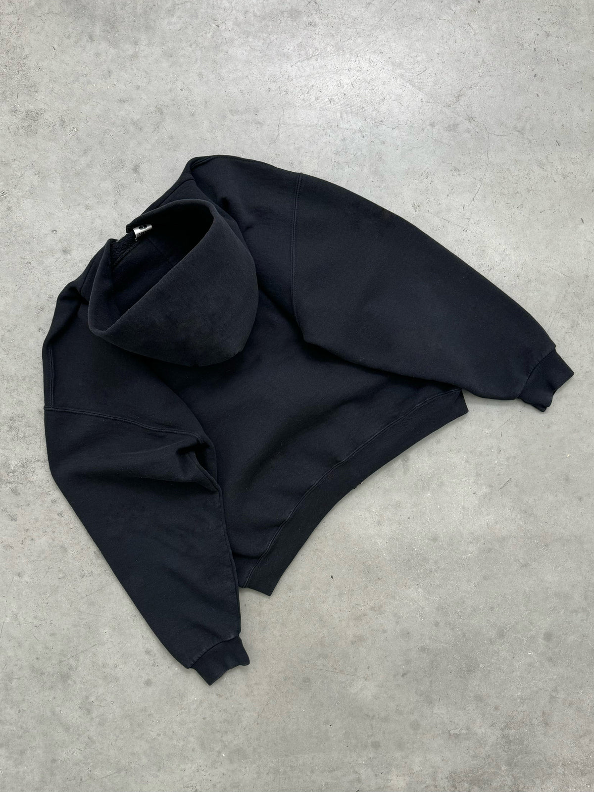 FADED BLACK RUSSELL ZIP UP HOODIE - 2000S