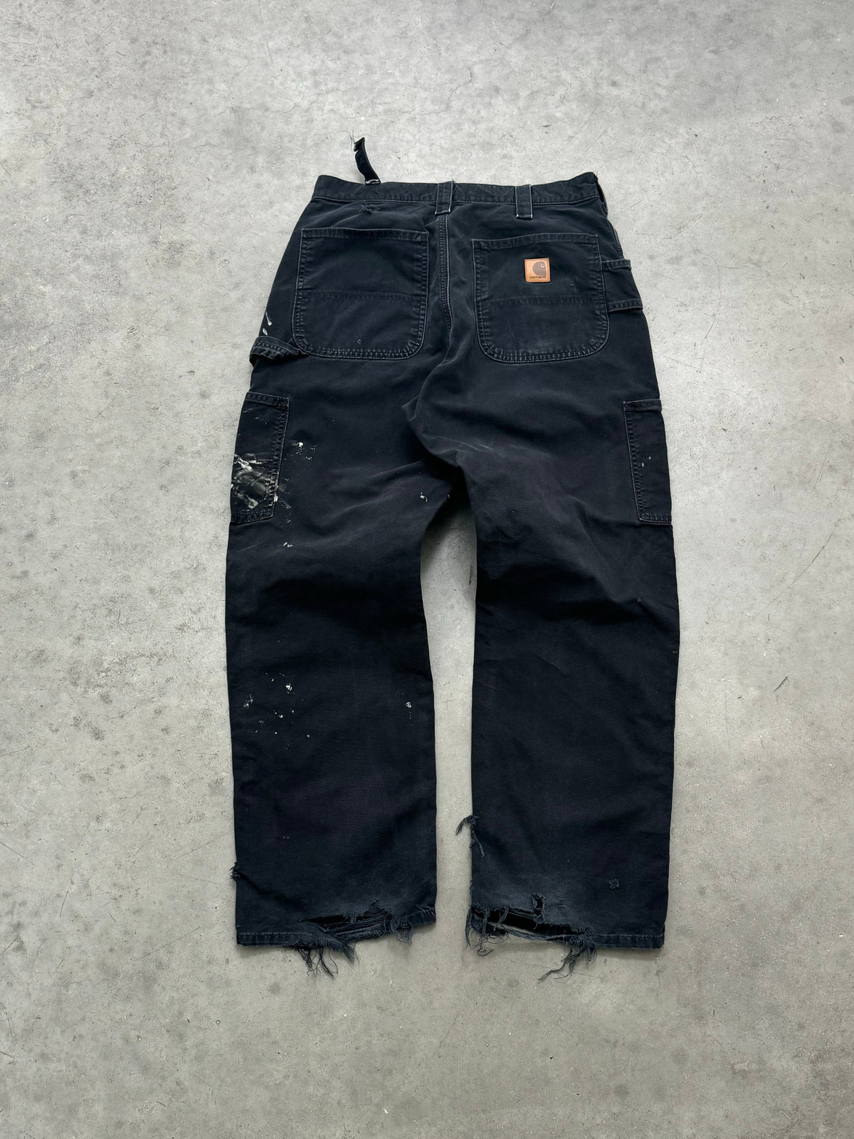DISTRESSED & FADED BLACK CARHARTT PAINT SPLATTER CARPENTER PANTS - 2000S