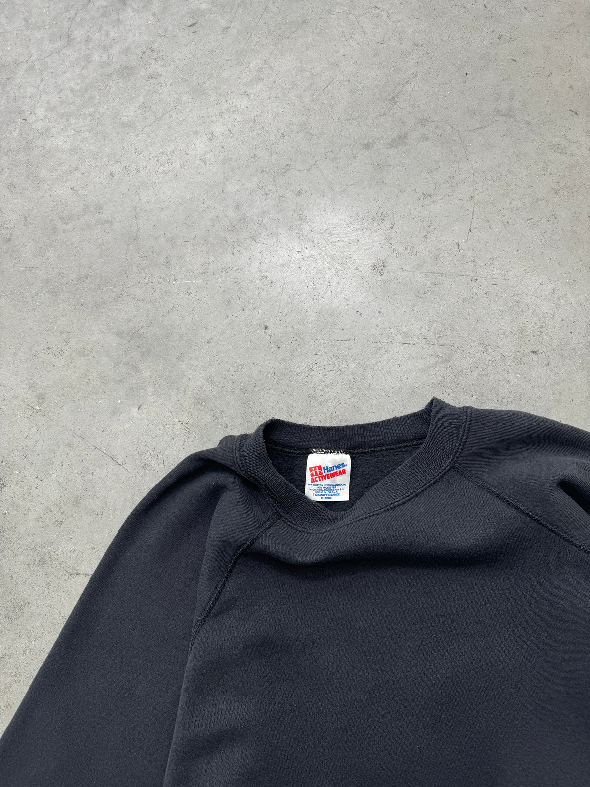 FADED BLACK RAGLAN CREWNECK - 1980S