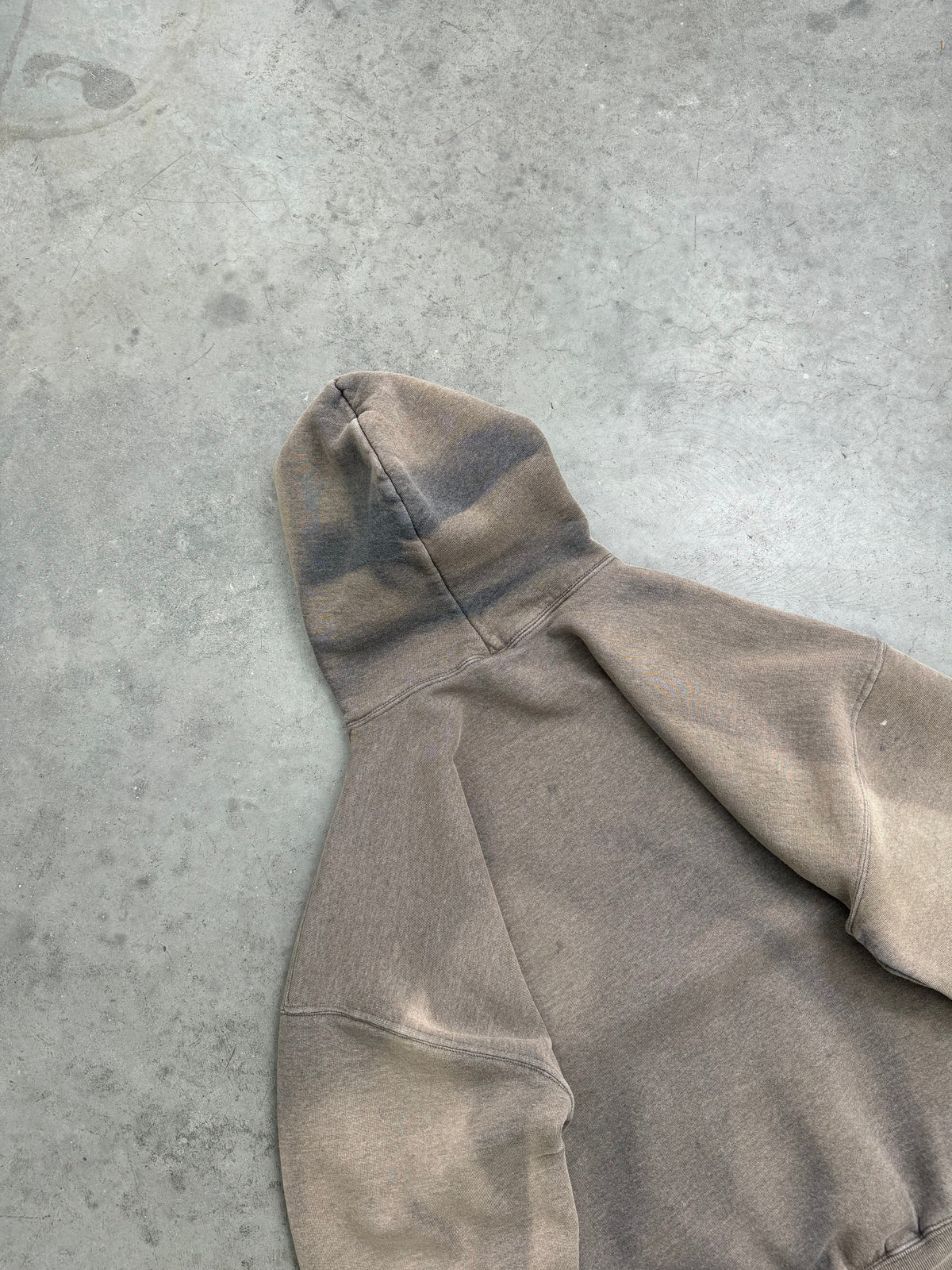 SUN FADED RUSSELL HOODIE - 1990S