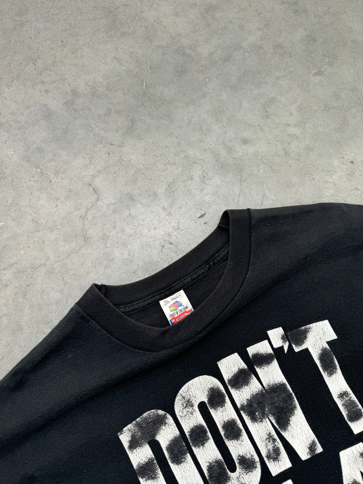 “DON'T BE A PUSSY” FADED BLACK TEE - 1990S