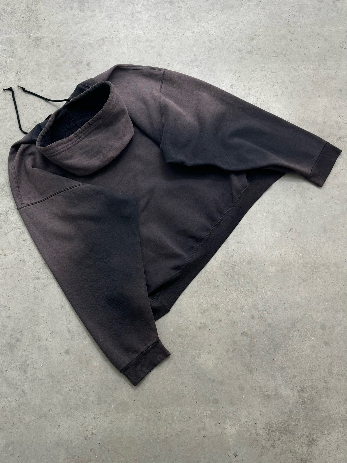 DISTRESSED SUN FADED BLACK SMOKED OUT HOODIE - 2000S