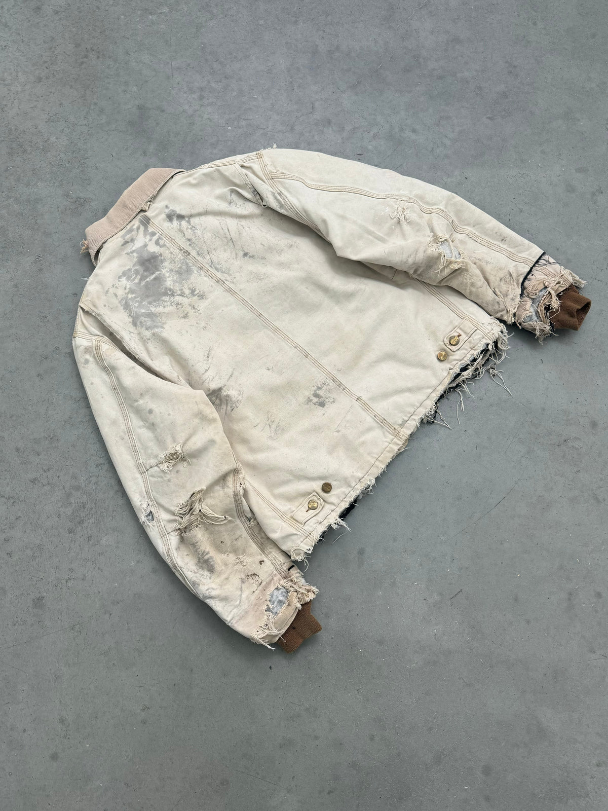 FADED AND DISTRESSED BEIGE CARHARTT JACKET - 1990S