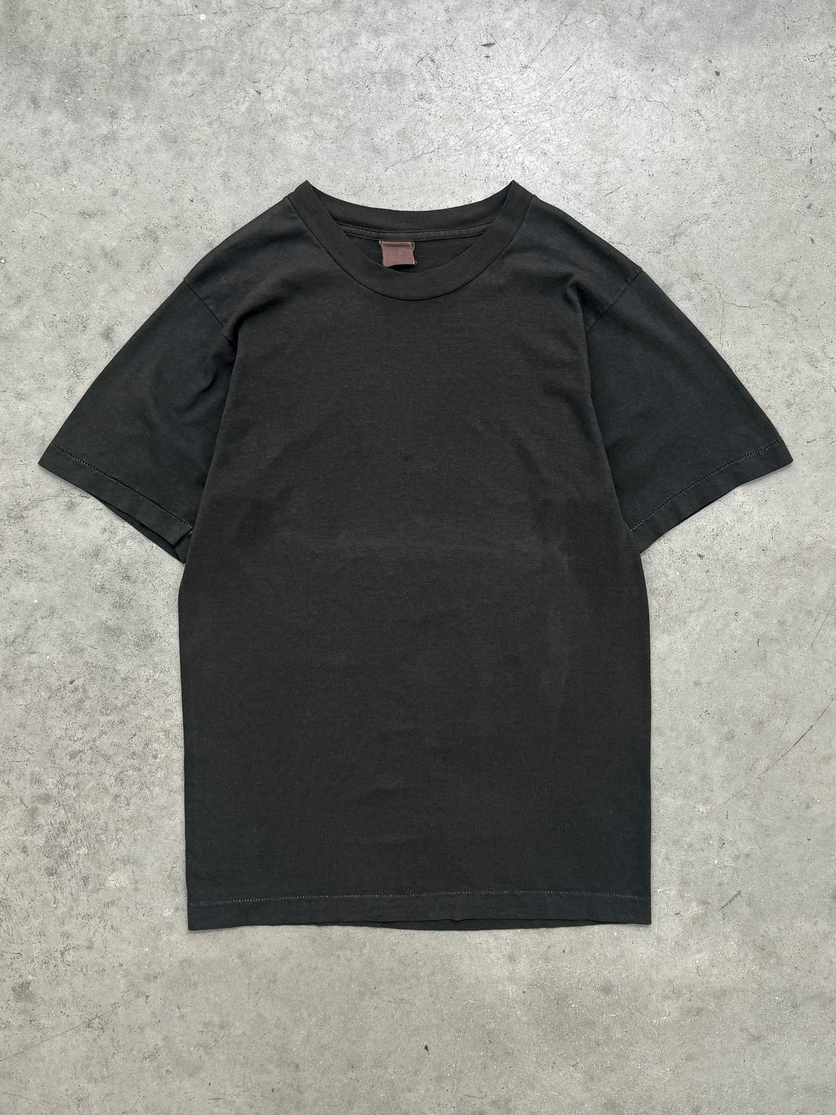 FADED BLACK OVER DYE TEE -1980S