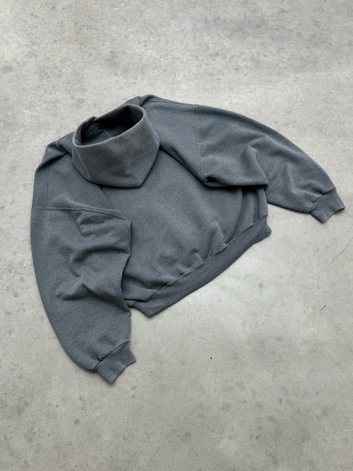 FADED CHARCOAL RUSSELL HOODIE - 1990S