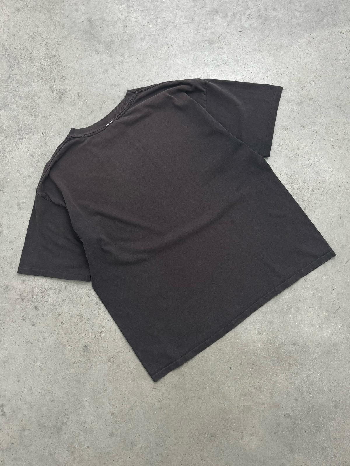 SUN FADED BLACK TEE - 1990S