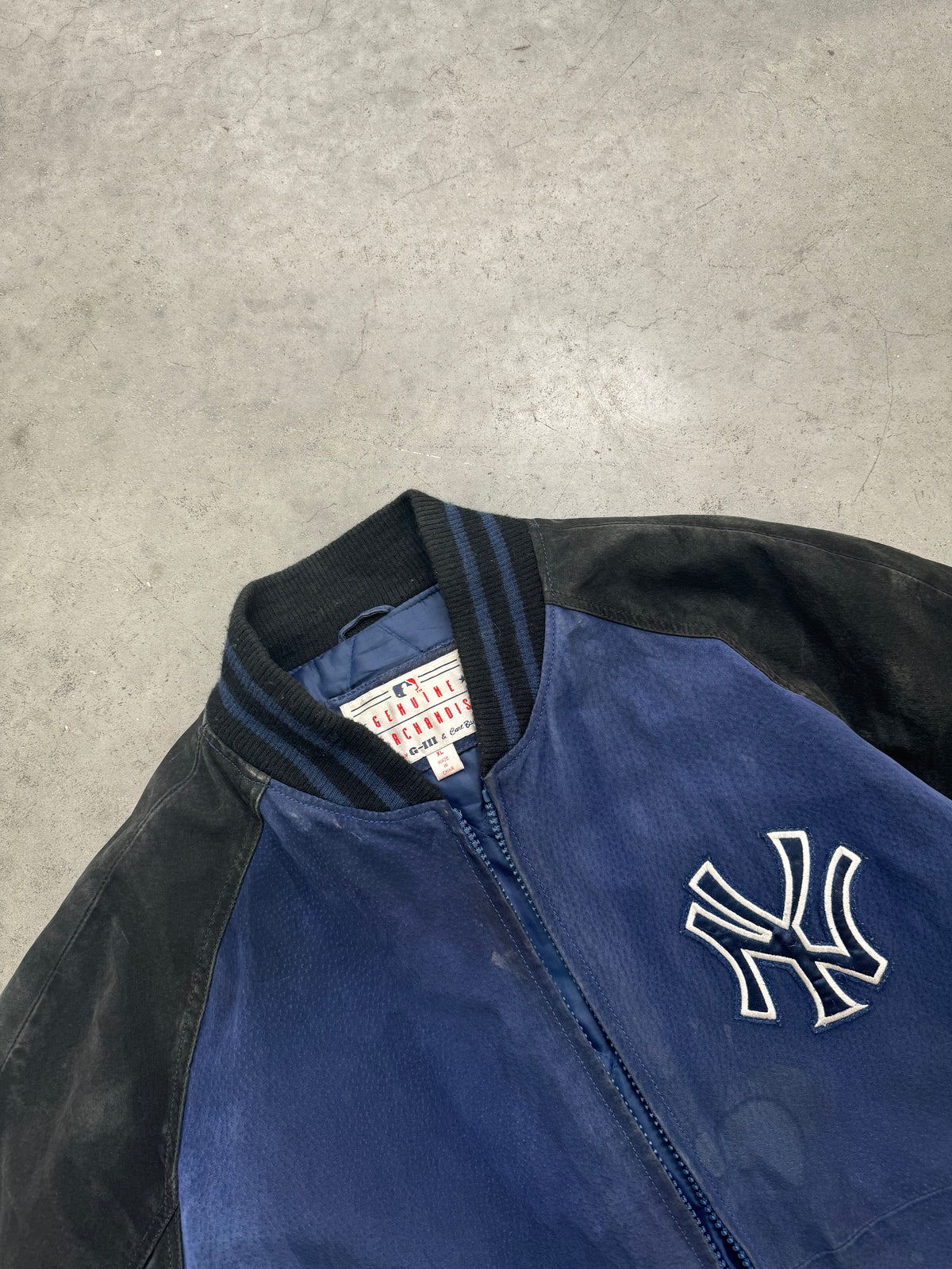 FADED MIDNIGHT BLUE NEW YORK YANKEES SUEDE BOMBER JACKET - 1980S