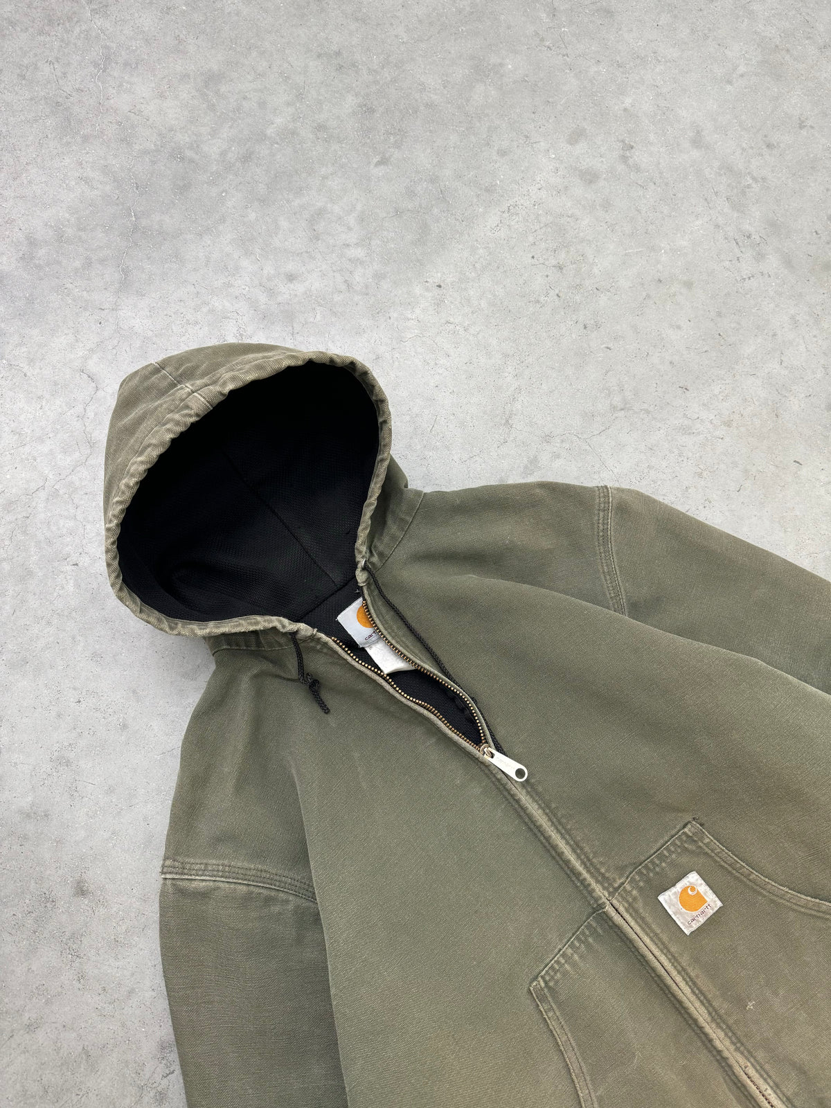 SUN FADED OLIVE CARHARTT ACTIVE JACKET - 1990S