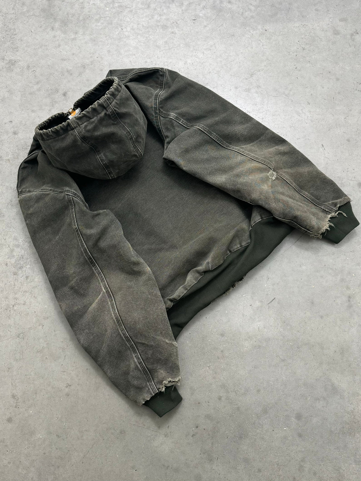 SUN FADED OLIVE CARHARTT ACTIVE JACKET - 1990S