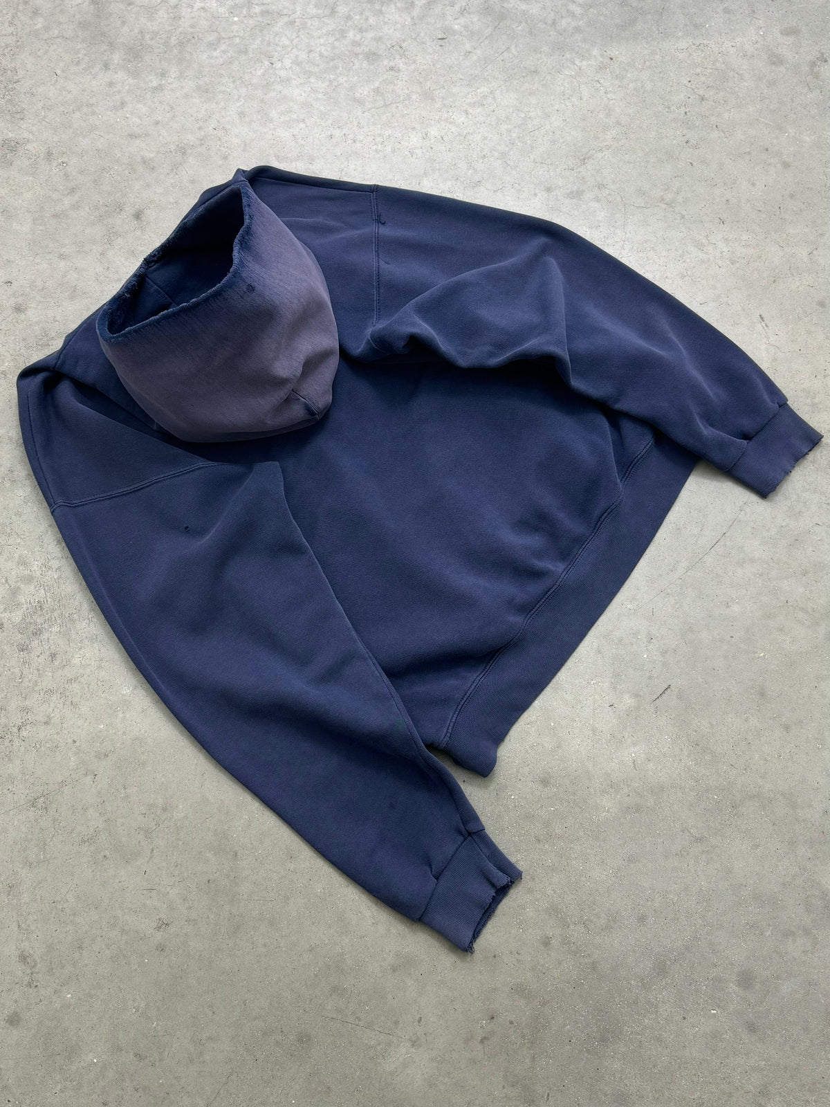DISTRESSED SUN FADED NAVY HOODIE - 1990S